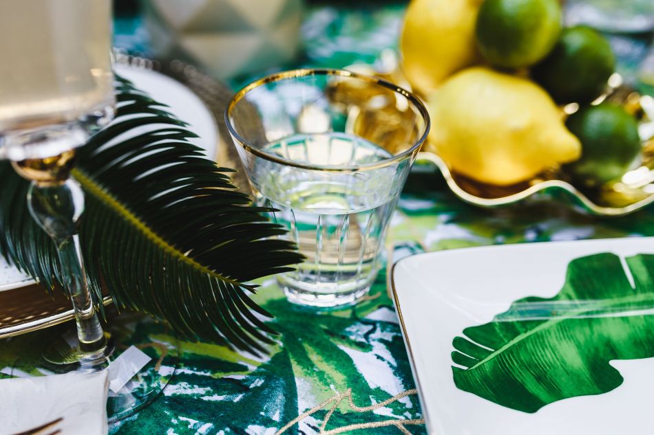 4 Simple Tricks To Surprise Your Friends With an Amazing Exotic Garden Party!